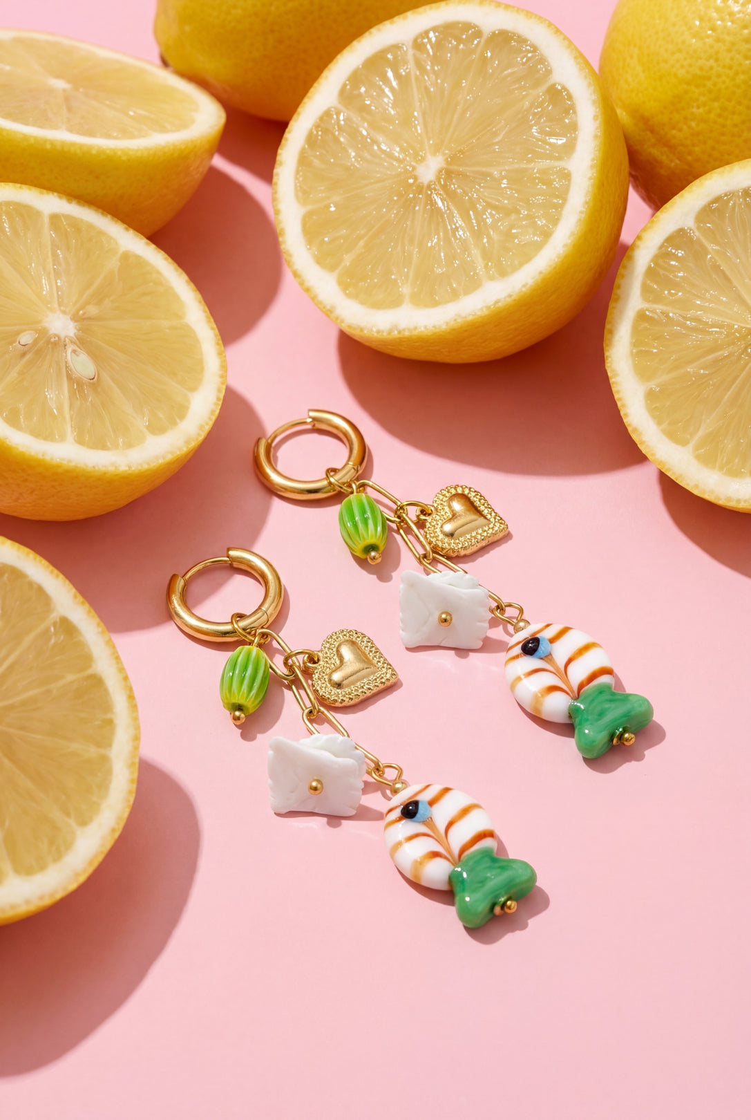 Oorringen met ketting en hangende charms