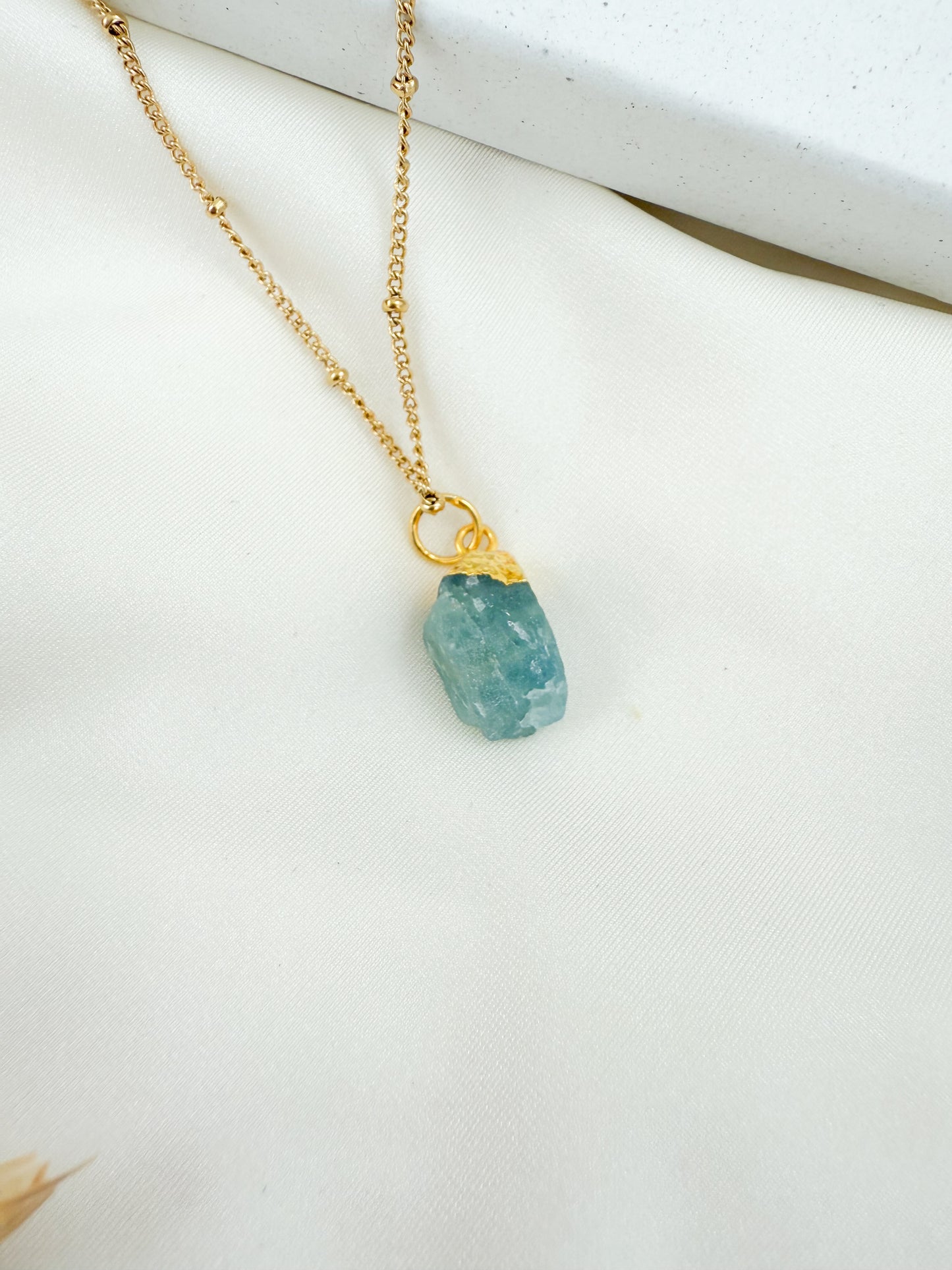 Ketting geboortesteen maart - ruw