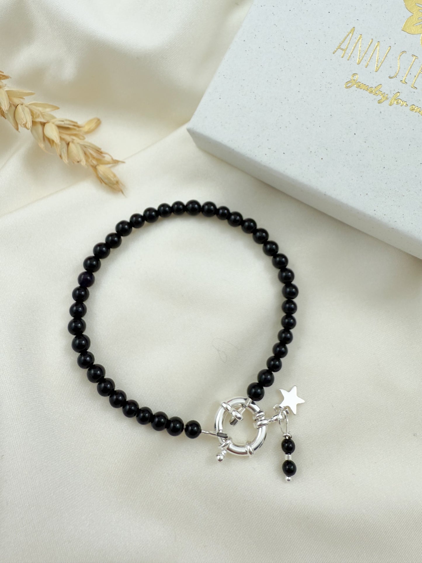 Armband little star - onyx